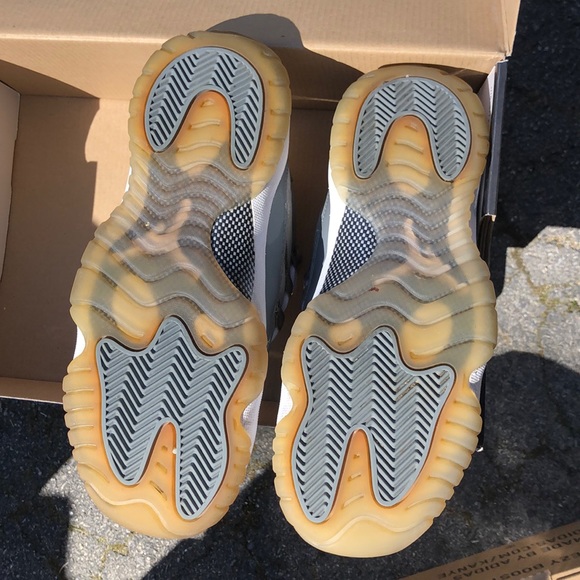 Air Jordan RETRO 11’s  size 5Y - Picture 6 of 8